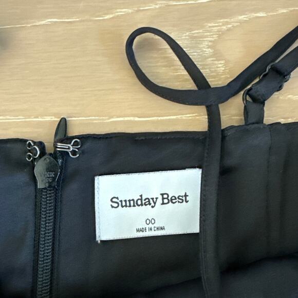 Sunday Best Mini Dress Sleeveless Shimmer Satin Size 00 Black - Picture 2 of 5